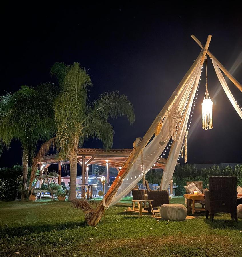 Hotel Afrika Eleonas Dış mekan fotoğraf