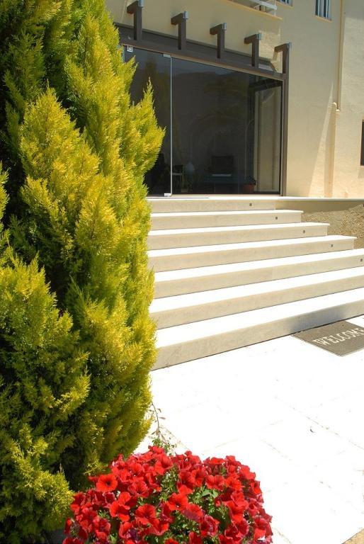 Hotel Afrika Eleonas Dış mekan fotoğraf